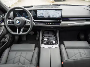 BMW 540 d xDrive M-Sport PANO STANDHZG