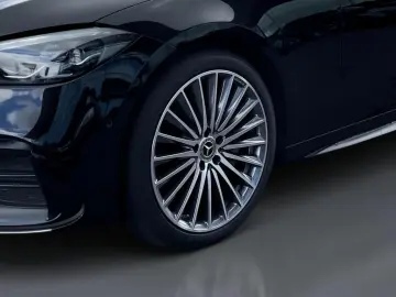 C 220 d  AMG MBUX KAMERA AHK NAVI Ambiente AUT