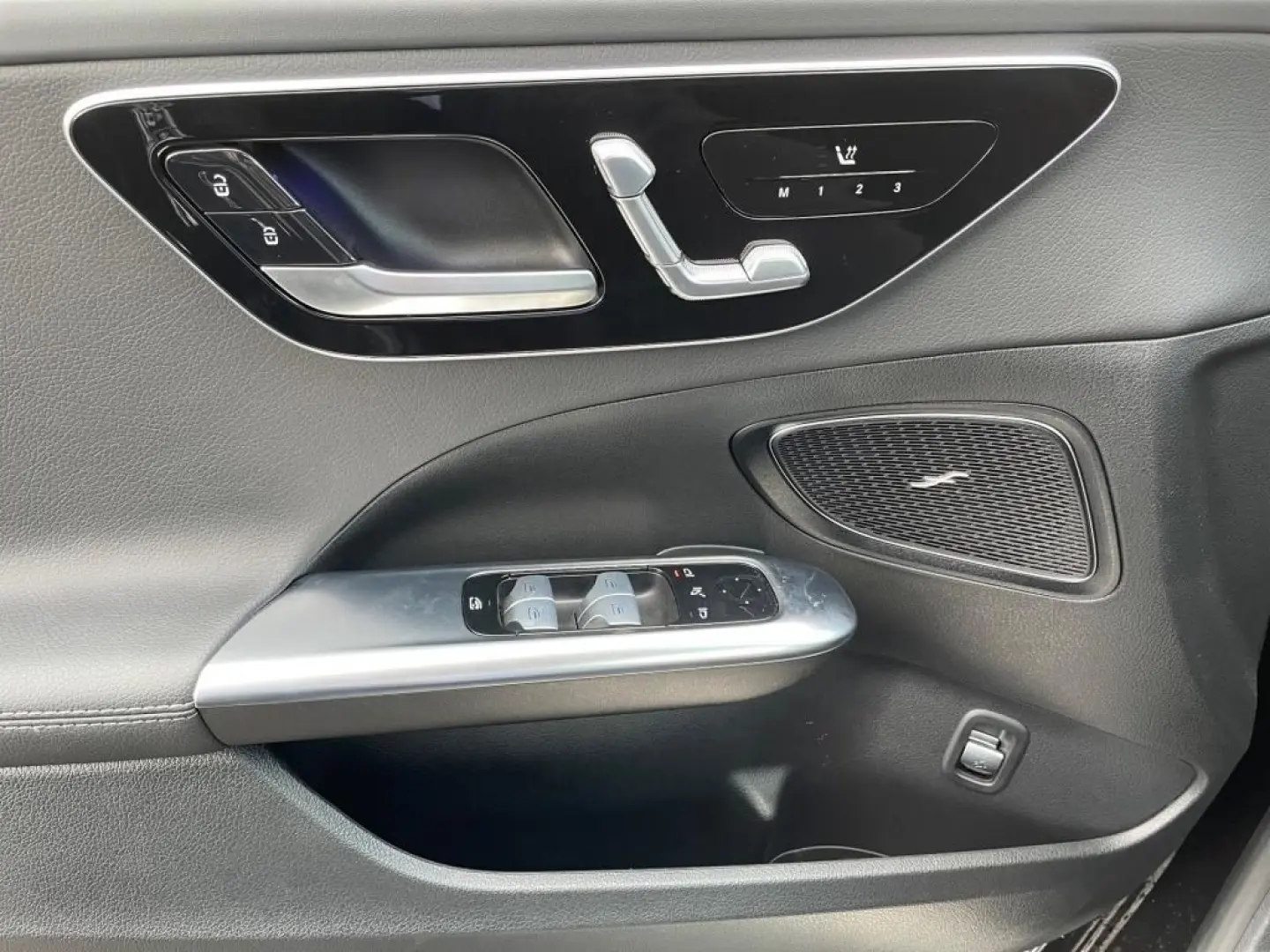 C 220 d  AMG MBUX KAMERA AHK NAVI Ambiente AUT
