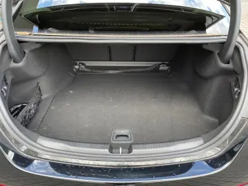 C 220 d  AMG MBUX KAMERA AHK NAVI Ambiente AUT