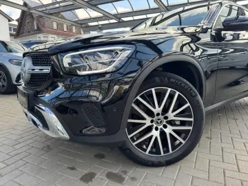 GLC 300 de 4M Coupé KAMERA NAVI LED SHZ PTS