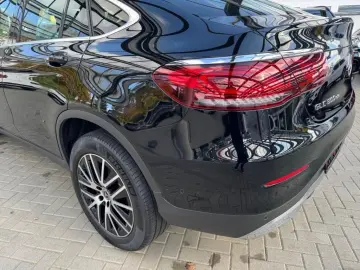 GLC 300 de 4M Coupé KAMERA NAVI LED SHZ PTS