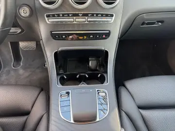 GLC 300 de 4M Coupé KAMERA NAVI LED SHZ PTS