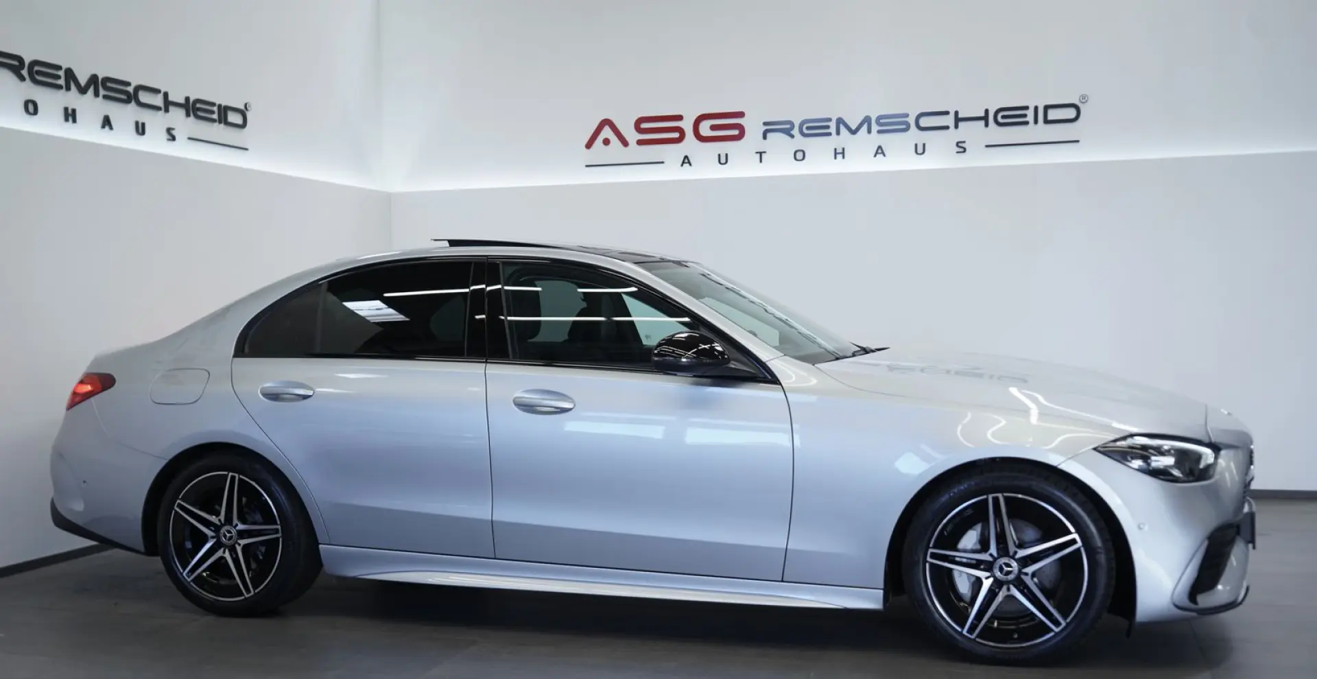 C 200 d Limousine AMG Line 1.H  Pano Digital Kam