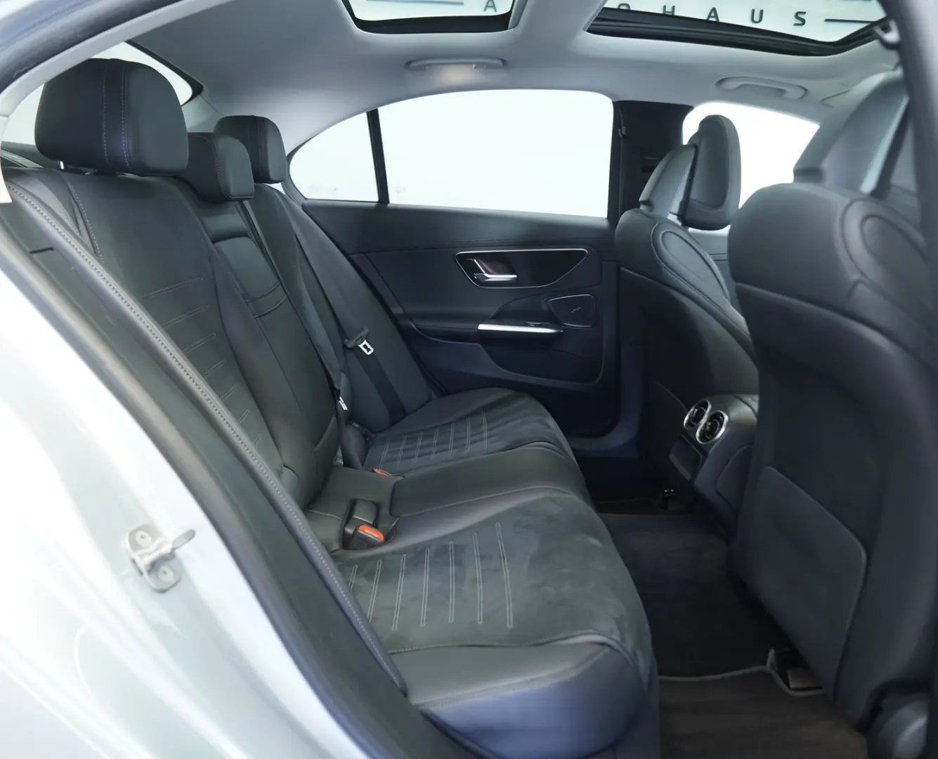 C 200 d Limousine AMG Line 1.H  Pano Digital Kam