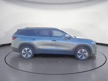 Kodiaq 2.0TDI DSG 4x4 SELECTION PanoDach ACCAssi