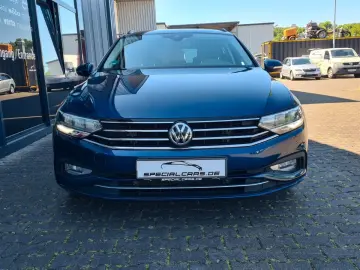 Passat Variant Business 1.5 TSi DSG - NAVI - AHK