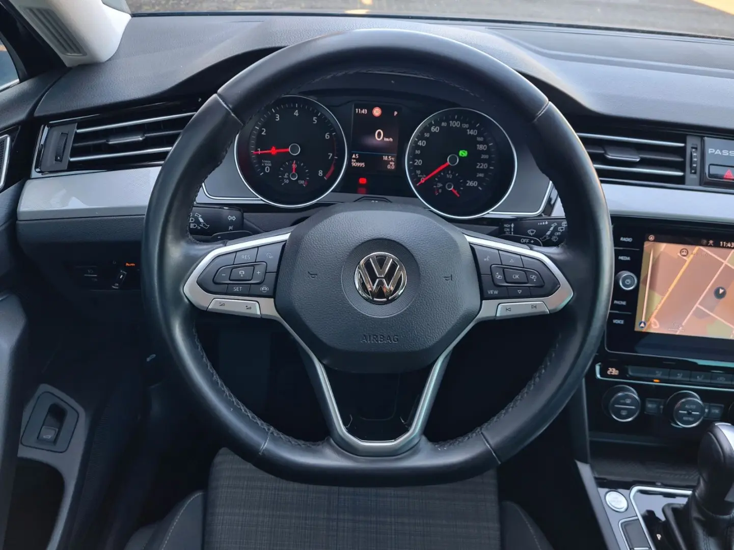 Passat Variant Business 1.5 TSi DSG - NAVI - AHK