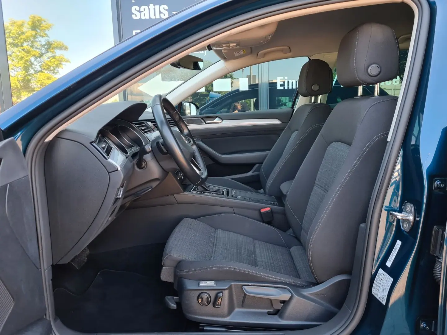 Passat Variant Business 1.5 TSi DSG - NAVI - AHK