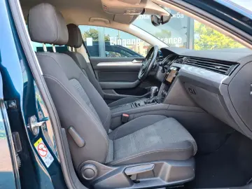 Passat Variant Business 1.5 TSi DSG - NAVI - AHK