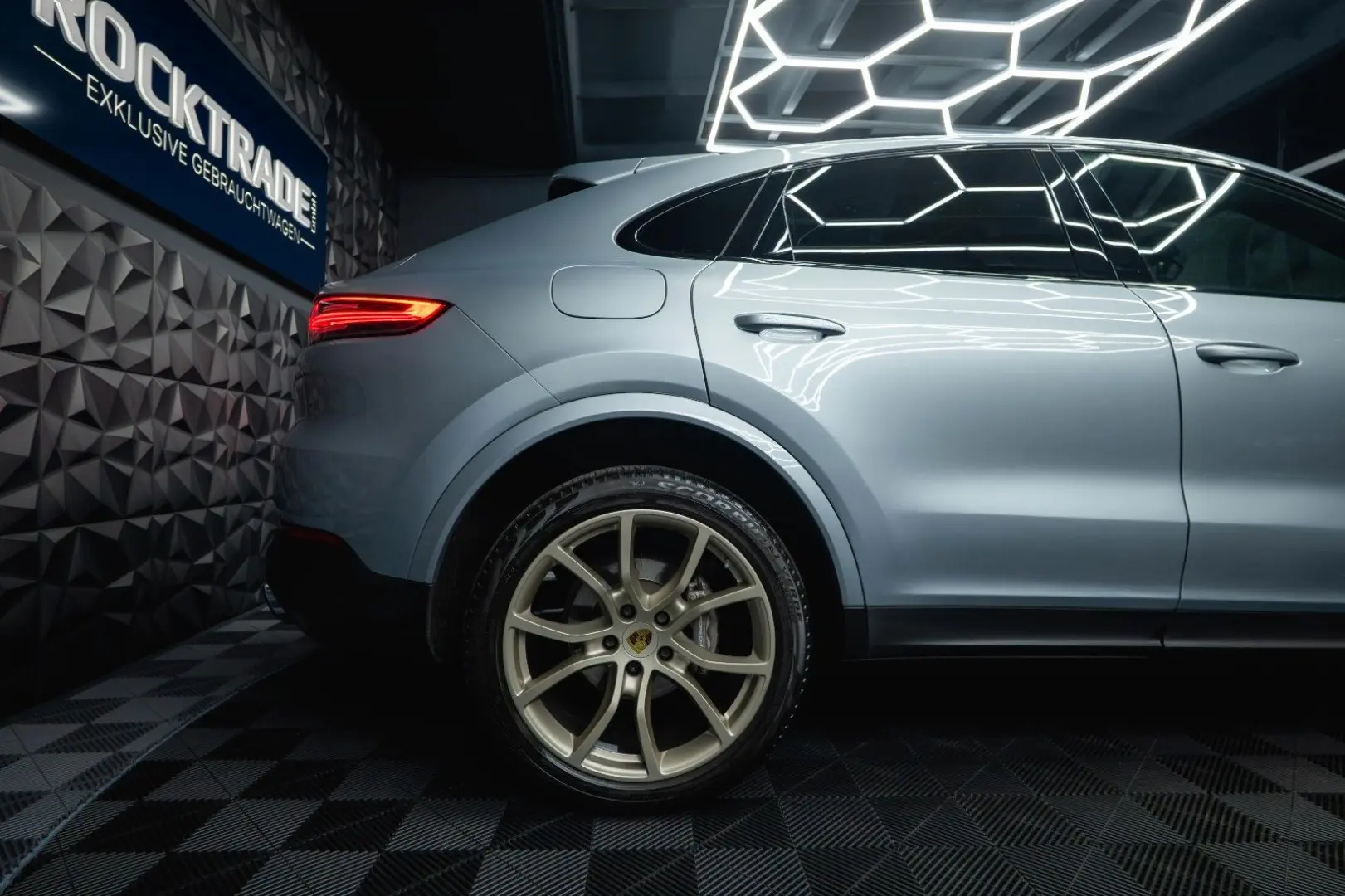 Cayenne Coupe Sport Chrono  Pano LED BOSE 21Zoll