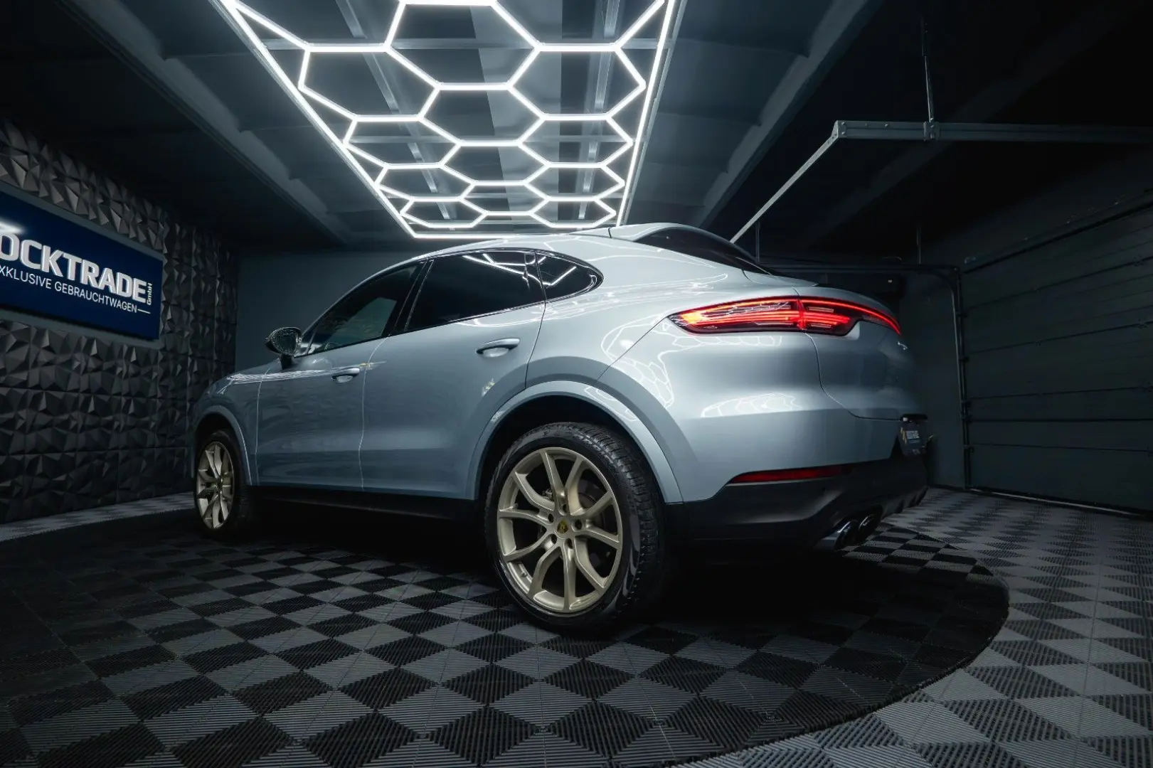 Cayenne Coupe Sport Chrono  Pano LED BOSE 21Zoll