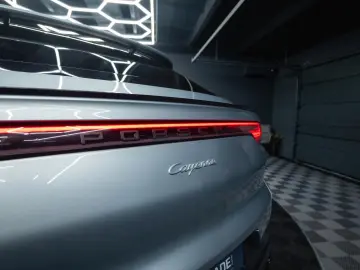 Cayenne Coupe Sport Chrono  Pano LED BOSE 21Zoll