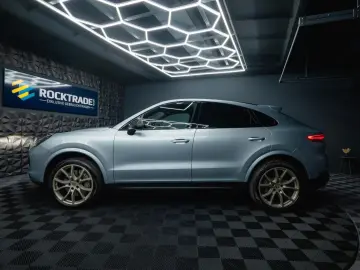 Cayenne Coupe Sport Chrono  Pano LED BOSE 21Zoll