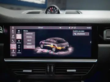 Cayenne Coupe Sport Chrono  Pano LED BOSE 21Zoll