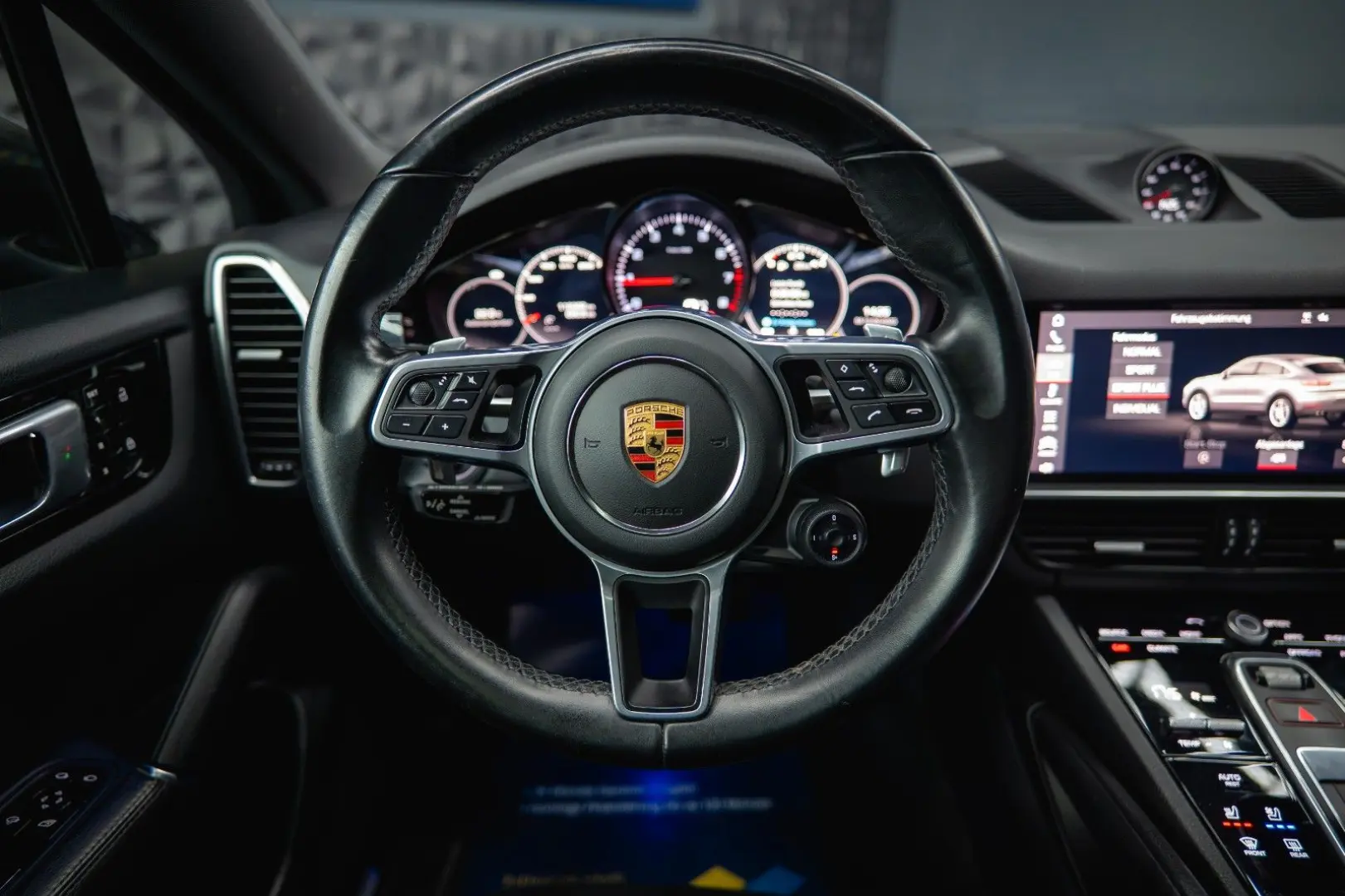 Cayenne Coupe Sport Chrono  Pano LED BOSE 21Zoll