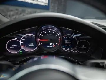 Cayenne Coupe Sport Chrono  Pano LED BOSE 21Zoll