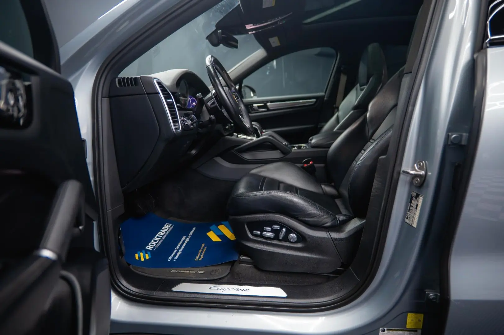 Cayenne Coupe Sport Chrono  Pano LED BOSE 21Zoll