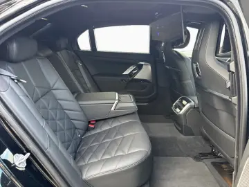 740d M-Sport SkyLounge Fond Entert. DA PA-Pro