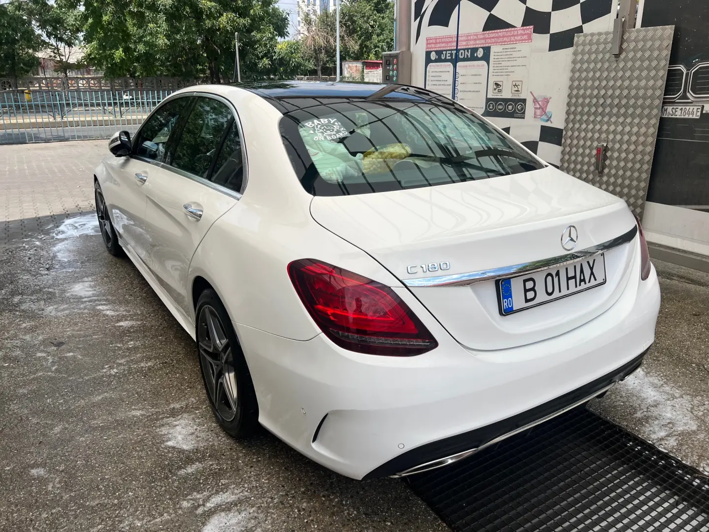Mercedes-Benz C 180