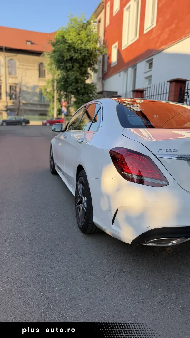 Mercedes-Benz C 180