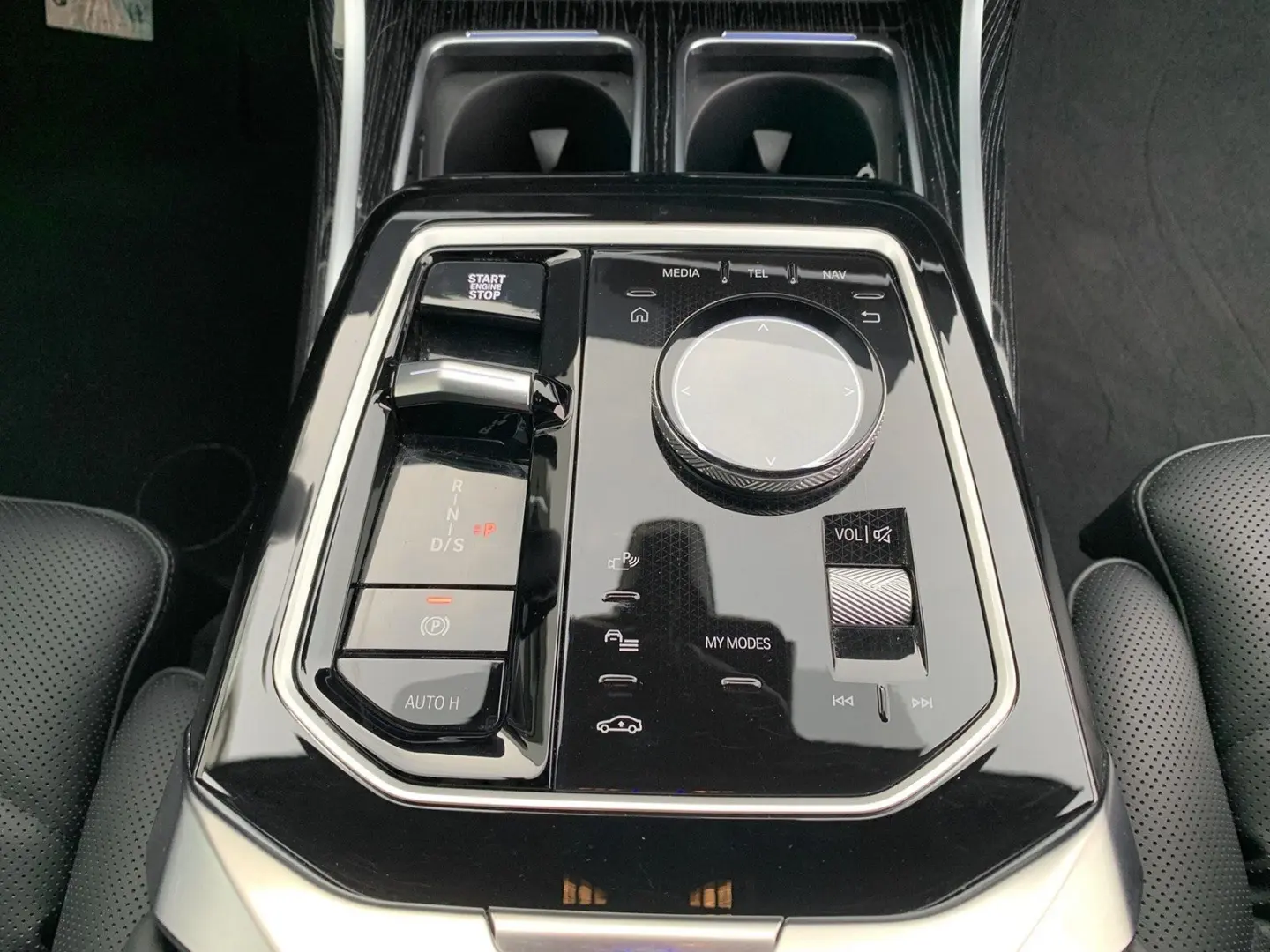 740d xDrive M Sport Bowers&Wilkins SkyLounge