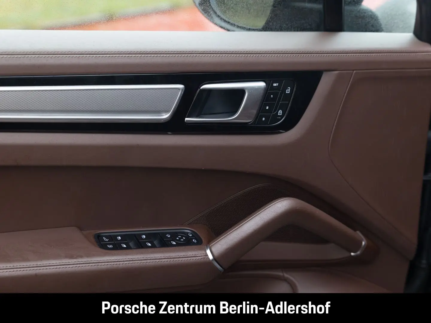 Cayenne E-Hybrid Platinum Edition Clubleder LED