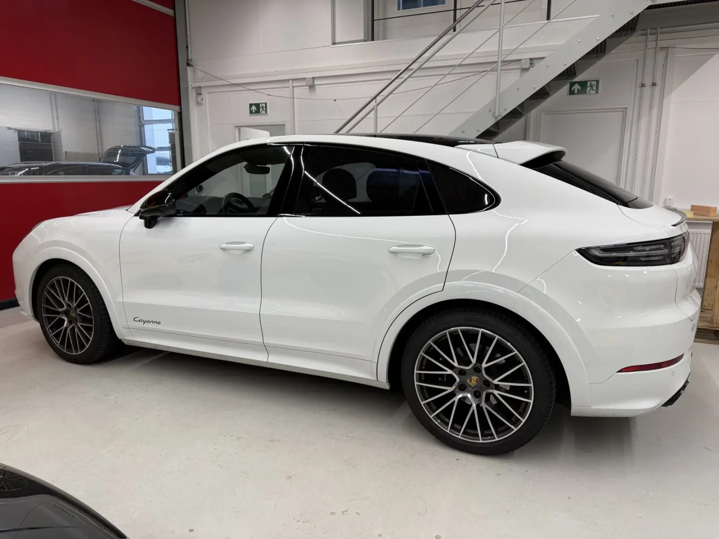 Cayenne Coupé Platinum Edition  Approved  FULL