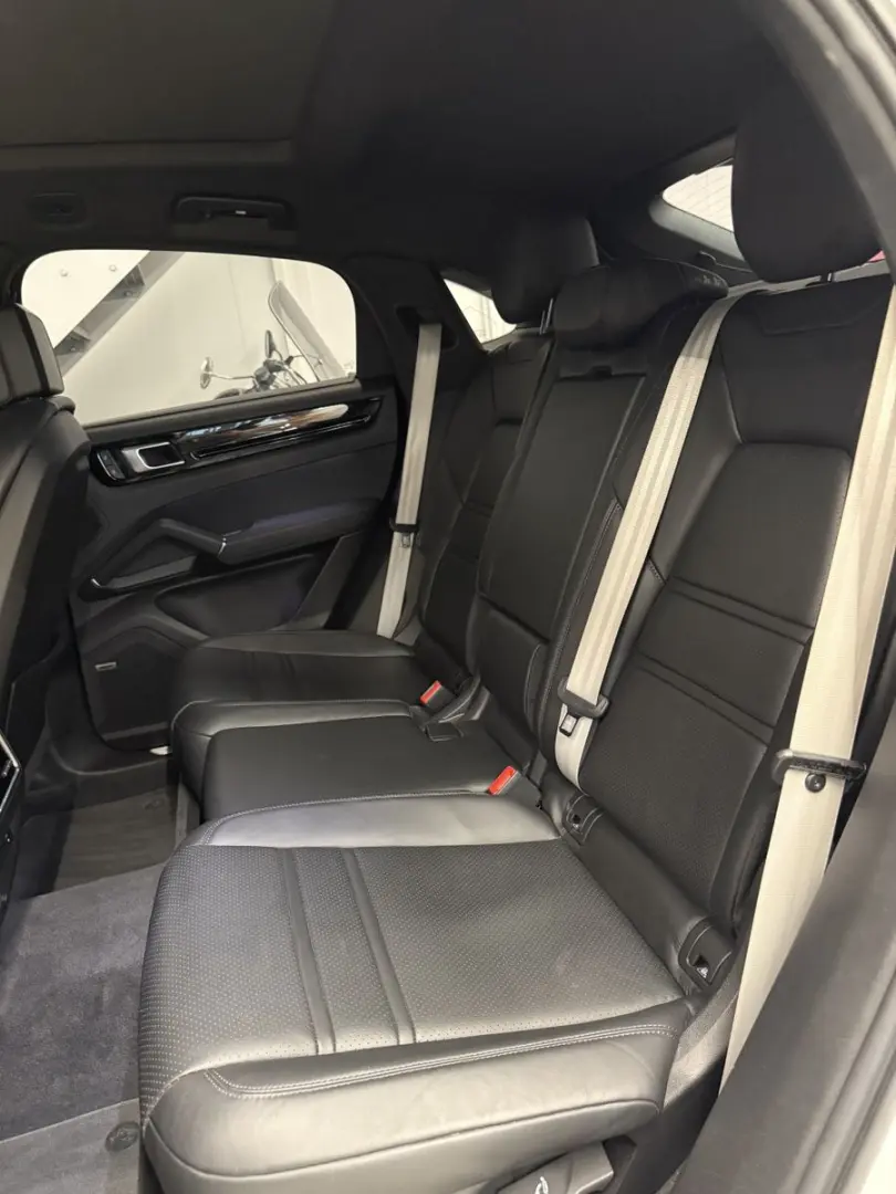Cayenne Coupé Platinum Edition  Approved  FULL