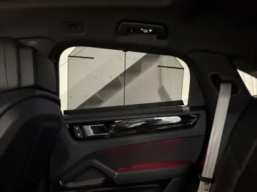 Cayenne Coupé Platinum Edition  Approved  FULL