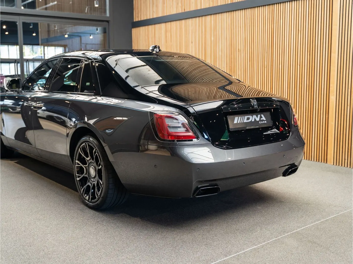 Ghost 6.75 V12 Carbon Wheels 6.75 V12 Tiffany St