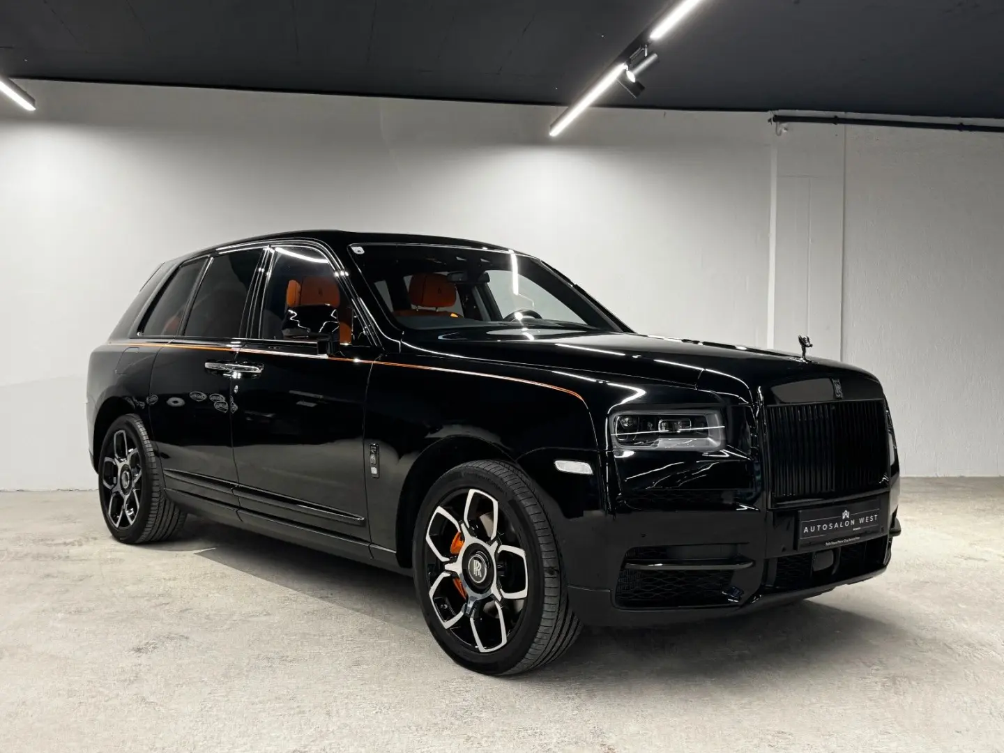 Cullinan Black Badge  Full Option  1 OWNER