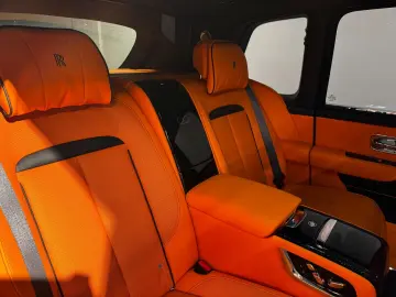Cullinan Black Badge  Full Option  1 OWNER