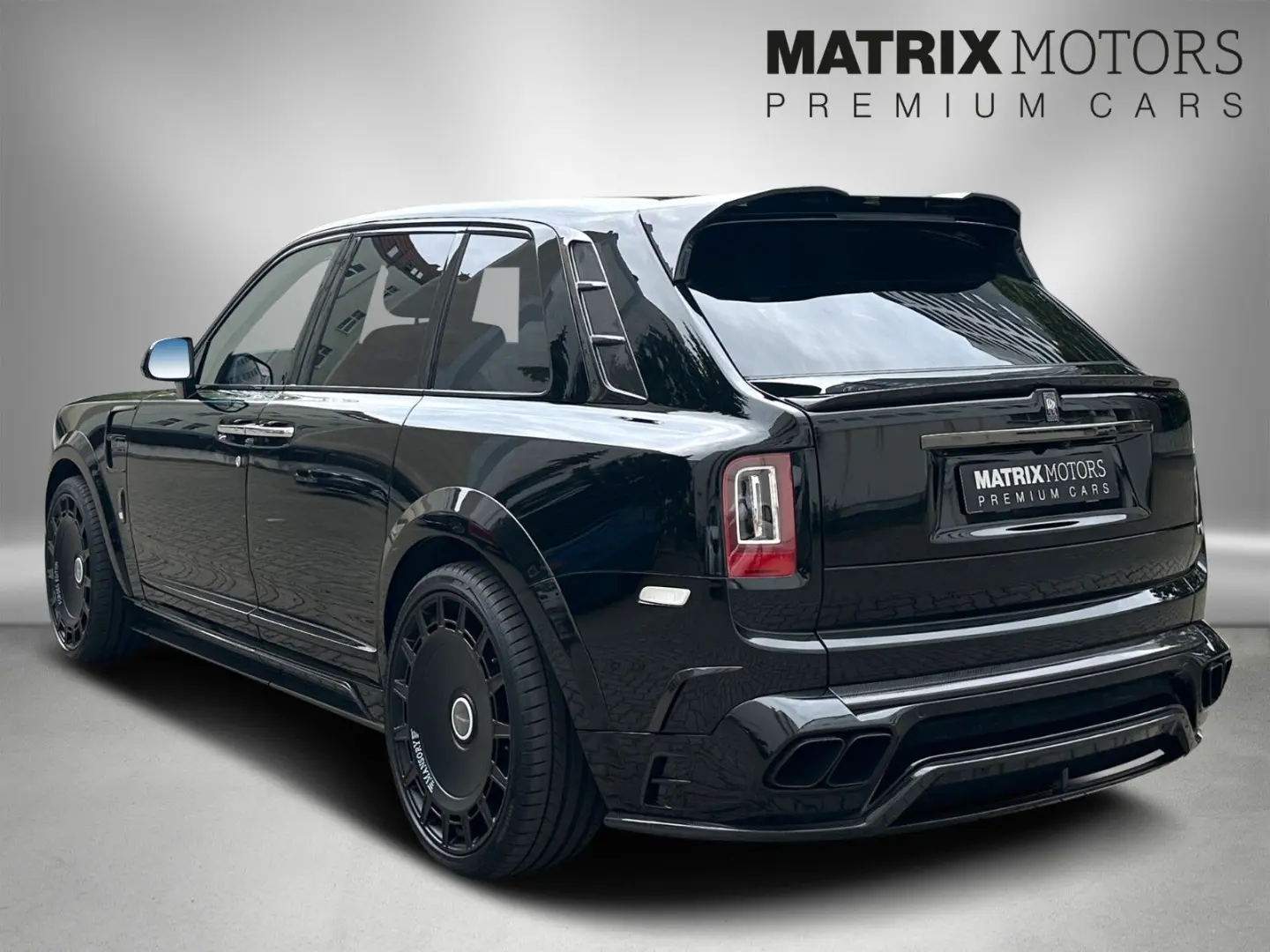 Cullinan Black Badge MANSORY 4 seats NEW SERVICE