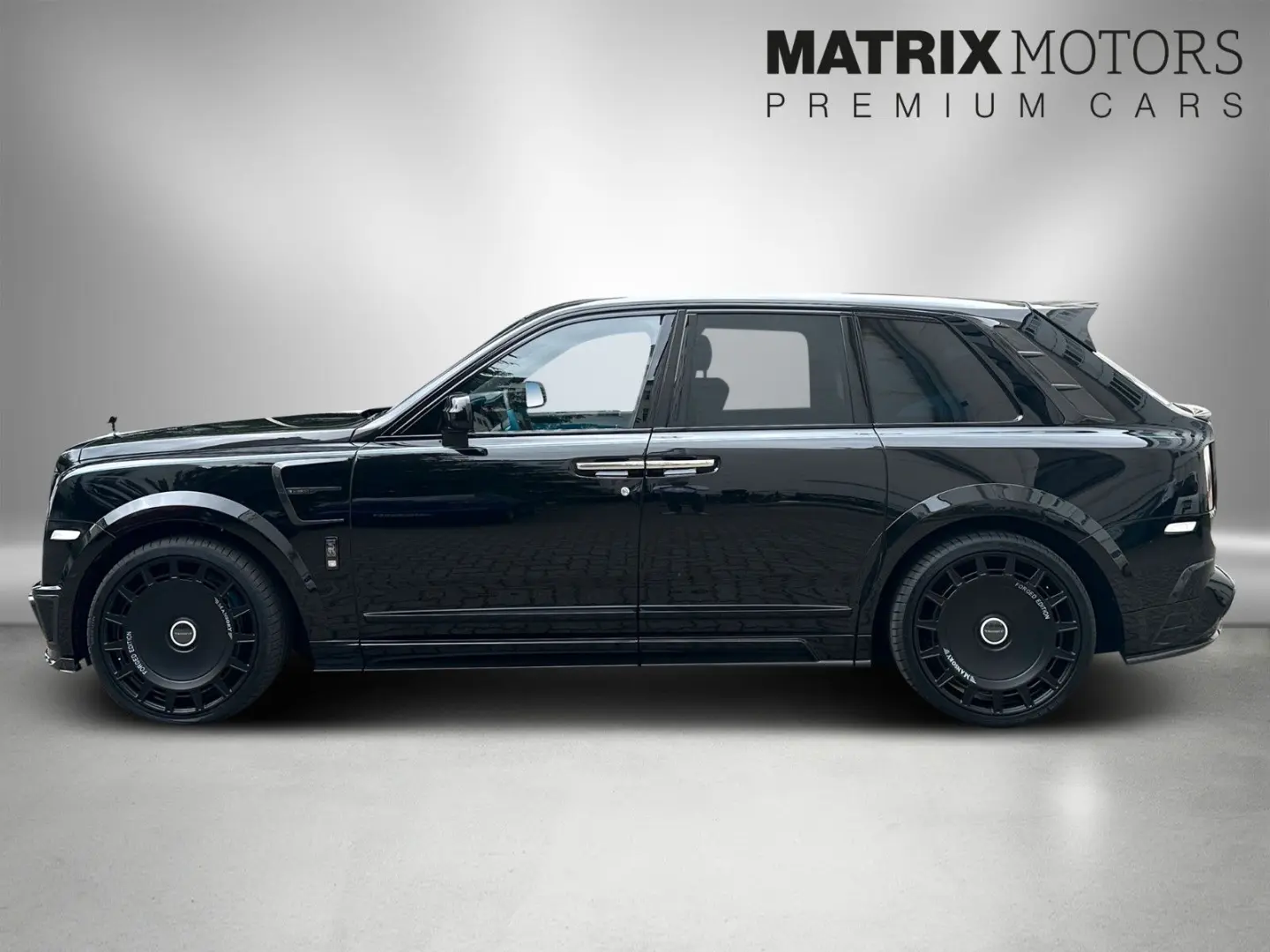 Cullinan Black Badge MANSORY 4 seats NEW SERVICE