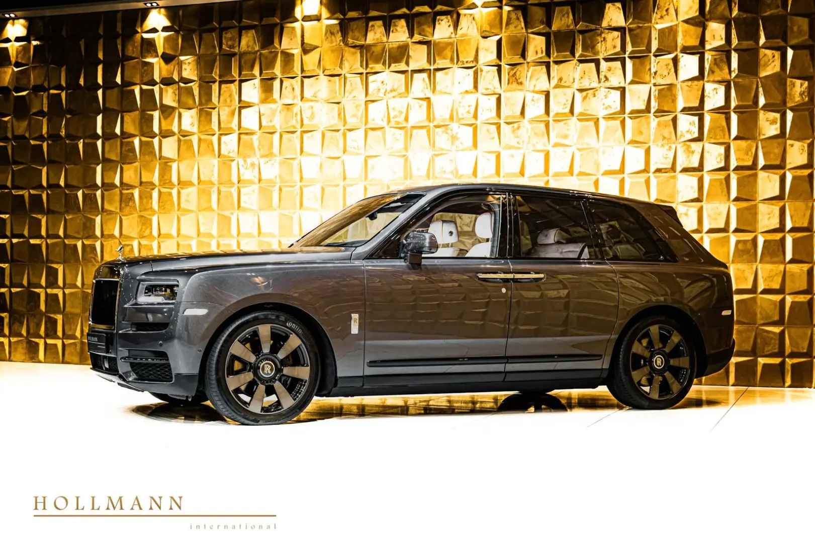 Cullinan   STARSKY    VENTILATED SEATS   HEADUP