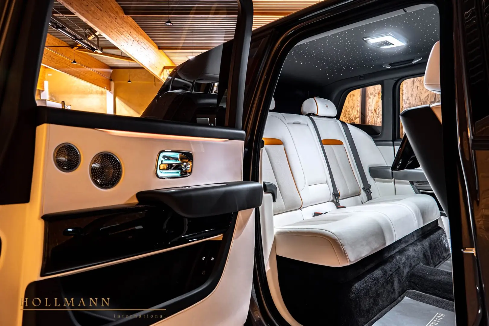 Cullinan   STARSKY    VENTILATED SEATS   HEADUP
