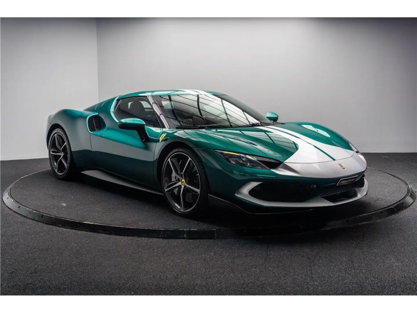 296 GTB 3.0 TURBO V6 HYBRIDE 830 CH -