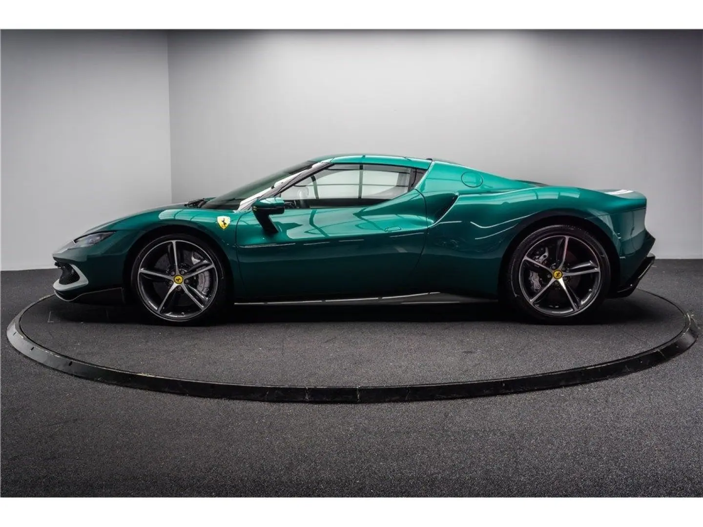 296 GTB 3.0 TURBO V6 HYBRIDE 830 CH -