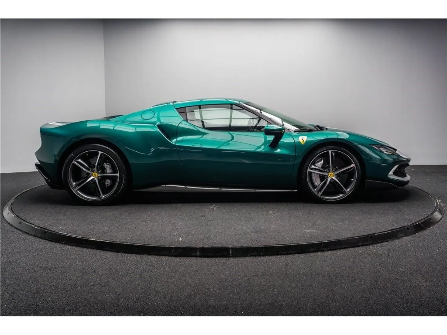 296 GTB 3.0 TURBO V6 HYBRIDE 830 CH -