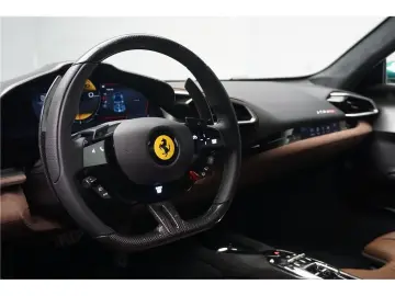 296 GTB 3.0 TURBO V6 HYBRIDE 830 CH -