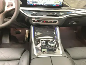 X6 xDrive30d M Sport AHK ACC Aktivlenkung Pakete