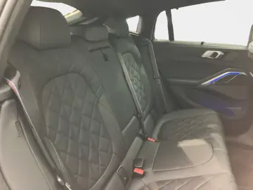 X6 xDrive30d M Sport AHK ACC Aktivlenkung Pakete