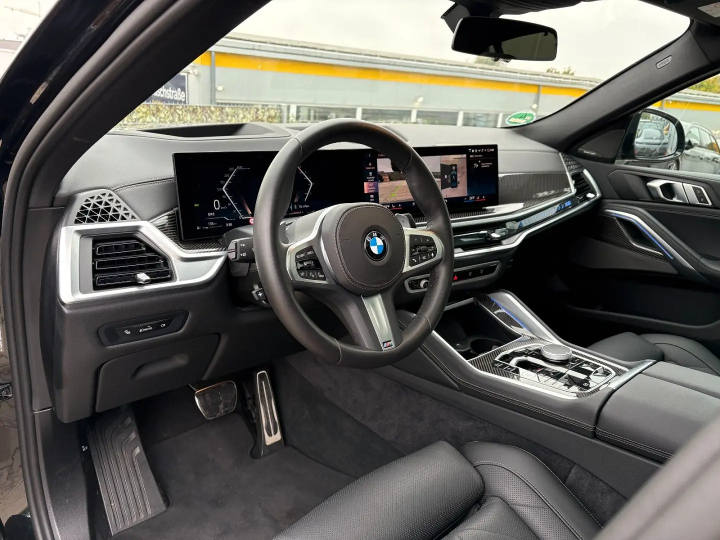 X6 30 d xDr. M Sport PRO HuD Softclose Live HK