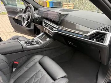 X6 30 d xDr. M Sport PRO HuD Softclose Live HK