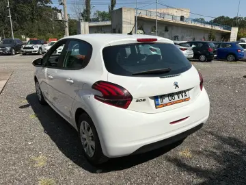 Peugeot 208 1.2 L PureTech Active