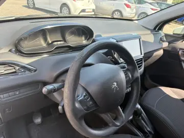 Peugeot 208 1.2 L PureTech Active