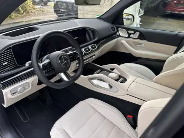 GLE 450 D AMG Night designo LED Pano Standheizu.