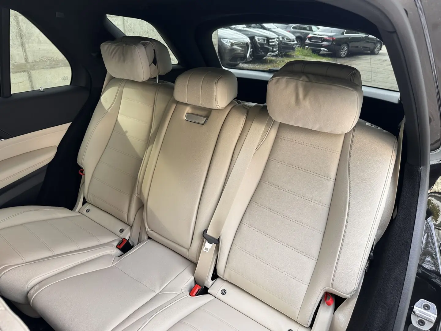 GLE 450 D AMG Night designo LED Pano Standheizu.