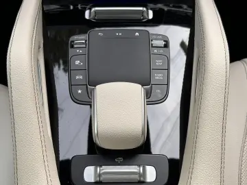 GLE 450 D AMG Night designo LED Pano Standheizu.